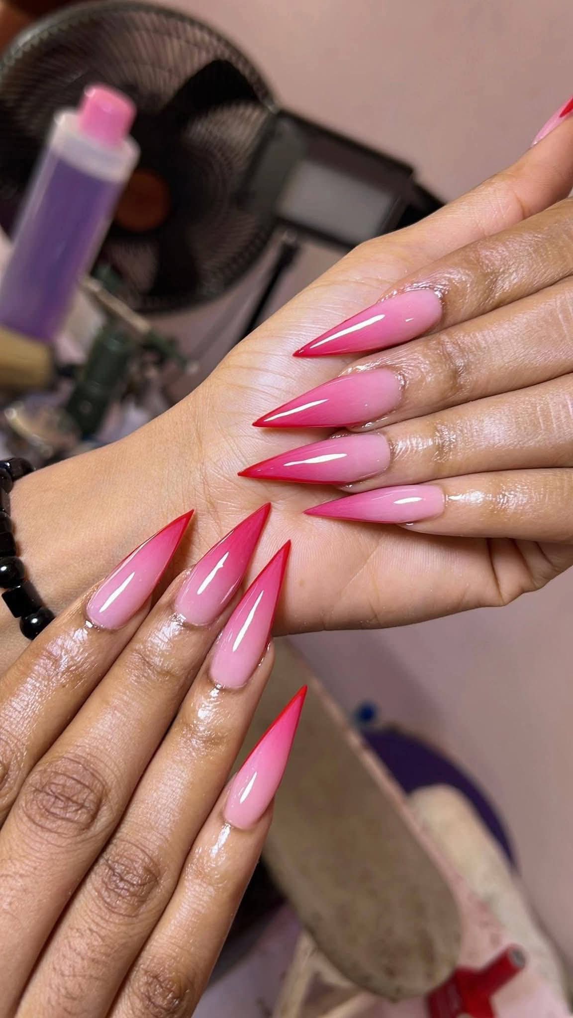 Ombre nails design